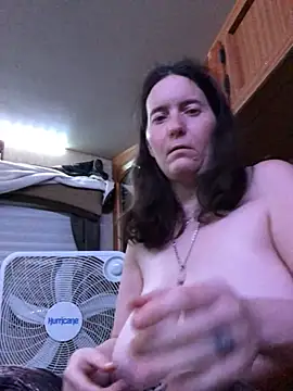 Snapshot of JMT42 chatting on March 2026 03:52:02 AM JMT42 online show from March 2026 03:52:02 AM