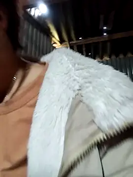 Yiyoongg online show from March 2026 02:15:01 AM