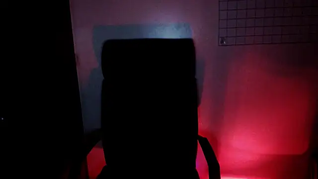 Snapshot of goddess_athena69 chatting on April 2026 01:39:01 AM goddess athena69 online show from April 2026 01:39:01 AM