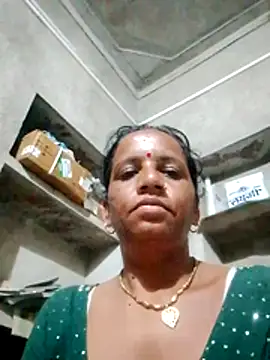 Snapshot of Anitarakkoli chatting on July 2026 09:52:02 PM Anitarakkoli online show from July 2026 09:52:02 PM