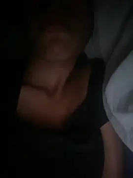 Snapshot of Choco_frizz chatting on February 2026 03:04:01 PM Choco frizz online show from February 2026 03:04:01 PM