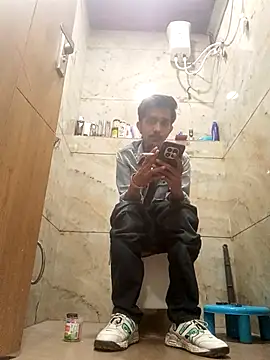 Sam03s online show from April 2026 02:13:02 PM