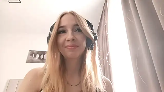 Snapshot of WackyNome chatting on February 2026 06:09:02 AM WackyNome online show from February 2026 06:09:02 AM