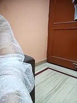 Snapshot of your-ayra chatting on February 2026 06:04:02 PM your-ayra online show from February 2026 06:04:02 PM