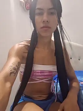 Snapshot of Alannys19 chatting on February 2026 02:52:02 AM Alannys19 online show from February 2026 02:52:02 AM