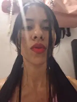 Snapshot of Alannys19 chatting on February 2026 04:30:01 AM Alannys19 online show from February 2026 04:30:01 AM