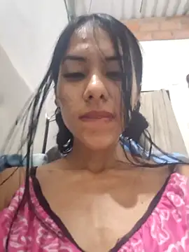 Snapshot of Alannys19 chatting on March 2026 05:08:02 AM Alannys19 online show from March 2026 05:08:02 AM