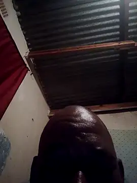 Snapshot of smallt98 chatting on February 2026 10:39:01 PM smallt98 online show from February 2026 10:39:01 PM