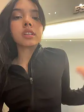 jadelaurent online show from March 2026 06:38:02 PM