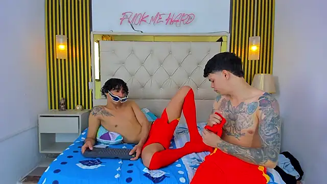 Adventurous Boys online show from April 2026 06:02:01 PM