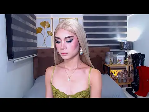 Snapshot of JuicyCockThea chatting on June 2026 10:51:01 AM JuicyCockThea online show from June 2026 10:51:01 AM