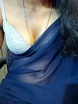 Snapshot of manu_sexy_ chatting on February 2026 01:11:01 PM manu sexy online show from February 2026 01:11:01 PM