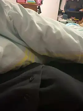 Snapshot of Thomascrtz chatting on February 2026 12:34:02 AM Thomascrtz online show from February 2026 12:34:02 AM