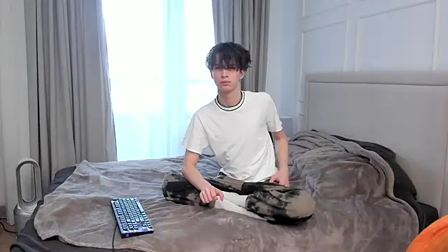 Ur NextDoor Boy online show from March 2026 07:15:01 AM