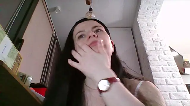 Snapshot of Clover_Shine chatting on March 2026 05:07:02 PM Clover Shine online show from March 2026 05:07:02 PM