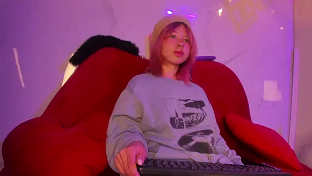 Snapshot of kitty_gang_ chatting on February 2026 01:29:02 PM kitty gang online show from February 2026 01:29:02 PM