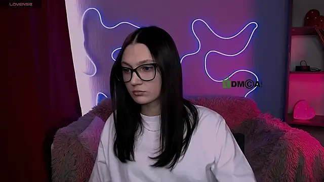 Snapshot of elani_grey chatting on March 2026 11:39:02 AM elani grey online show from March 2026 11:39:02 AM