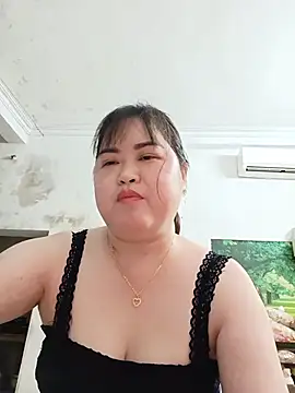 Snapshot of Kee-kimlee chatting on July 2026 08:05:01 AM Kee-kimlee online show from July 2026 08:05:01 AM