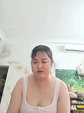 Snapshot of Kee-kimlee chatting on July 2026 08:18:02 AM Kee-kimlee online show from July 2026 08:18:02 AM