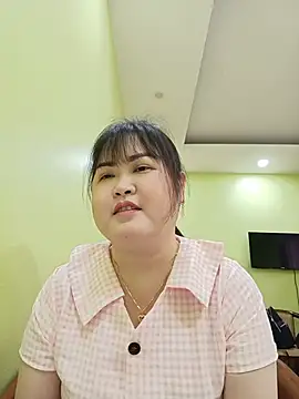 Snapshot of Kee-kimlee chatting on July 2026 03:24:02 AM Kee-kimlee online show from July 2026 03:24:02 AM