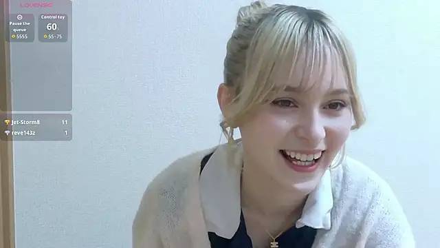 Snapshot of e_ri_ka93 chatting on May 2026 03:06:01 PM e ri ka93 online show from May 2026 03:06:01 PM