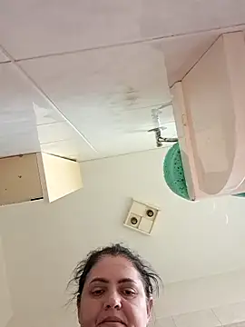 Snapshot of Sony28v chatting on April 2026 05:52:01 AM Sony28v online show from April 2026 05:52:01 AM