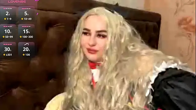 Snapshot of charmybae chatting on March 2026 03:40:02 PM charmybae online show from March 2026 03:40:02 PM