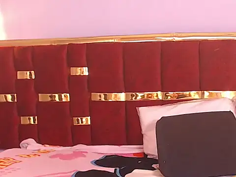  angela45cute online show from February 2026 11:41:01 AM