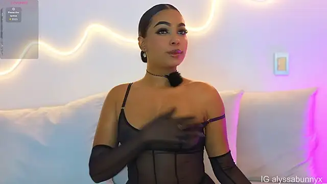 Snapshot of Alyssa_bunnyx chatting on April 2026 03:59:02 AM Alyssa bunnyx online show from April 2026 03:59:02 AM
