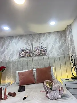 Snapshot of Brisa_Silva chatting on July 2026 12:00:01 PM Brisa Silva online show from July 2026 12:00:01 PM