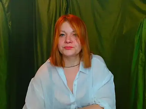 Snapshot of Milana9732 chatting on June 2026 07:15:01 PM Milana9732 online show from June 2026 07:15:01 PM