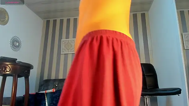 Max and anny online show from March 2026 12:43:01 PM