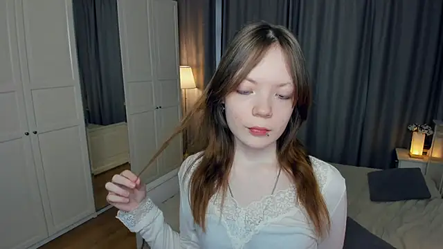 LavenderMitten online show from February 2026 05:19:02 AM