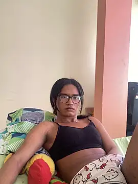 Snapshot of horny_brii chatting on April 2026 07:07:02 PM horny brii online show from April 2026 07:07:02 PM