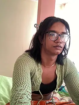 Snapshot of horny_brii chatting on May 2026 06:05:02 PM horny brii online show from May 2026 06:05:02 PM