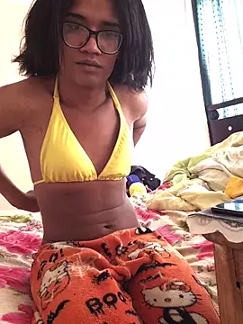 Snapshot of horny_brii chatting on May 2026 06:05:02 PM horny brii online show from May 2026 06:05:02 PM