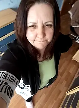 Snapshot of LockyCharm111 chatting on February 2026 10:05:01 AM LockyCharm111 online show from February 2026 10:05:01 AM