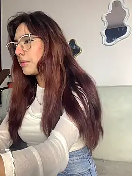 VelariaSoft online show from April 2026 01:34:02 PM