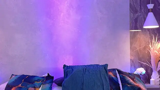 Snapshot of Hannah-Prada chatting on April 2026 11:43:01 AM Hannah-Prada online show from April 2026 11:43:01 AM