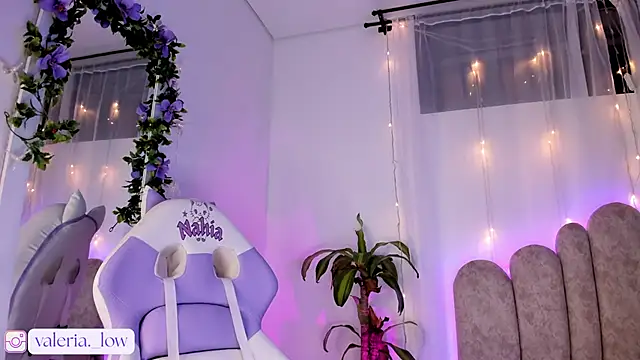 Snapshot of Nahialov chatting on February 2026 02:00:01 AM Nahialov online show from February 2026 02:00:01 AM