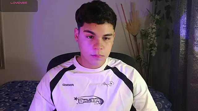 eithan jonnes online show from March 2026 06:34:01 PM