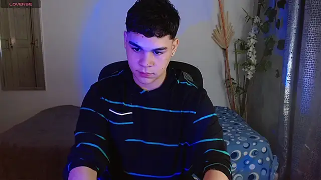 eithan jonnes online show from March 2026 01:38:01 PM