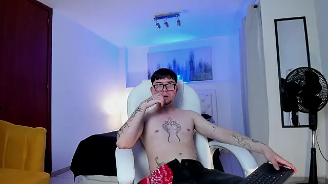 KaiStein online show from February 2026 07:54:02 PM