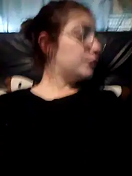 Luna33- online show from April 2026 08:43:02 PM