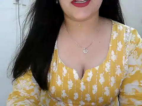 Snapshot of _chitranshi chatting on June 2026 05:41:01 AM chitranshi online show from June 2026 05:41:01 AM