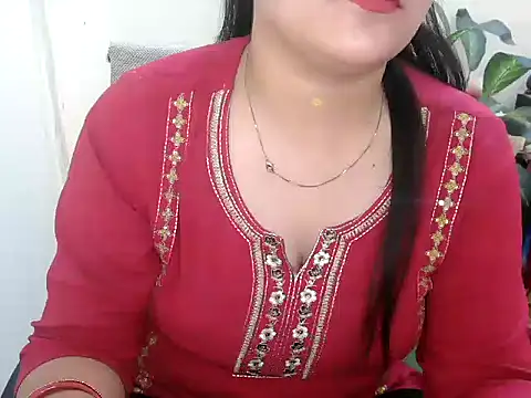 Snapshot of _chitranshi chatting on July 2026 05:32:01 AM chitranshi online show from July 2026 05:32:01 AM
