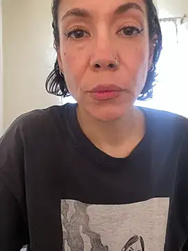 JeanneDuval8888 online show from April 2026 10:25:02 PM