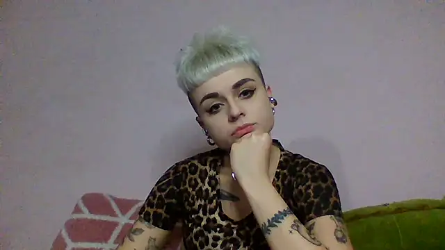 AlisaDear257 online show from February 2026 07:42:02 PM