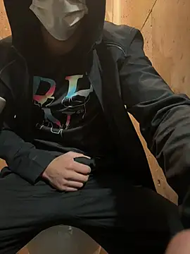 Snapshot of reubeu2pnm chatting on February 2026 03:35:01 PM reubeu2pnm online show from February 2026 03:35:01 PM