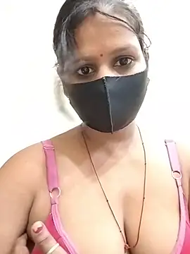 Snapshot of ankita077 chatting on June 2026 03:25:01 AM ankita077 online show from June 2026 03:25:01 AM
